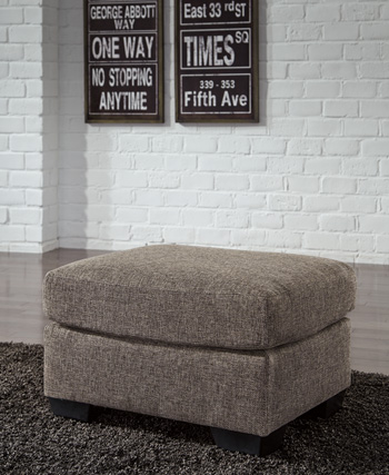 Hearne Ottoman