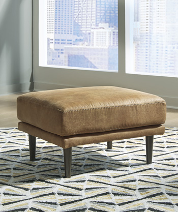 Arroyo Ottoman