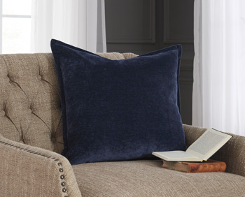 Irene Pillow (Set of 4)