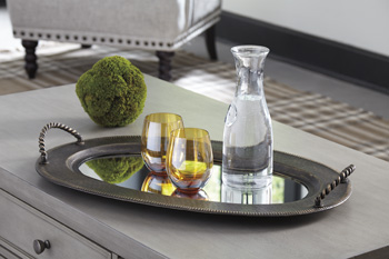 Milena Tray