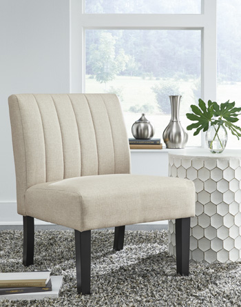 Hughleigh Accent Chair