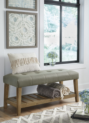 Cabellero Upholstered Accent Bench