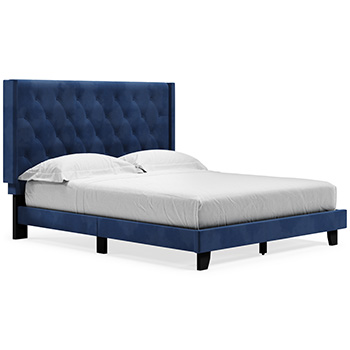 Vintasso Queen Upholstered Bed