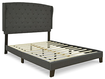 Vintasso Queen Upholstered Bed