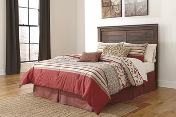 Quinden Queen Panel Headboard