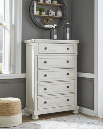 Robbinsdale Chest of Drawers