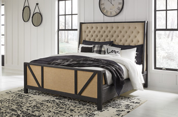 Grindleburg King/California King Upholstered Panel Footboard