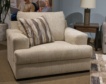 Lofwood Oversized Chair image 1