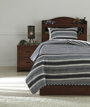 Merlin 2-Piece Twin Coverlet Set