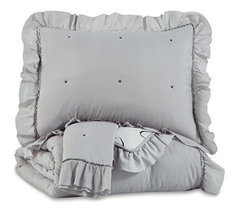 Hartlen Full Comforter Set