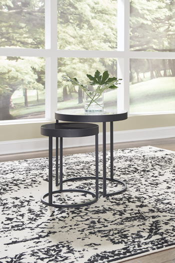 Windron Nesting End Table (Set of 2)