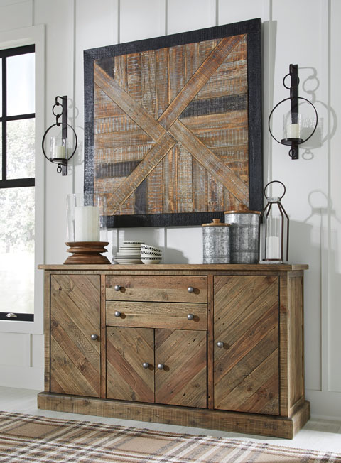 Grindleburg Dining Room Server